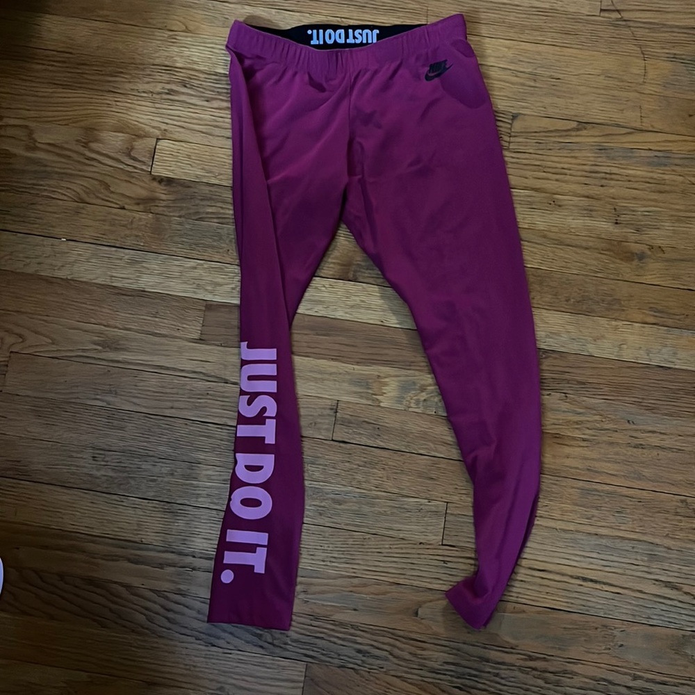 Womens nike leggings large